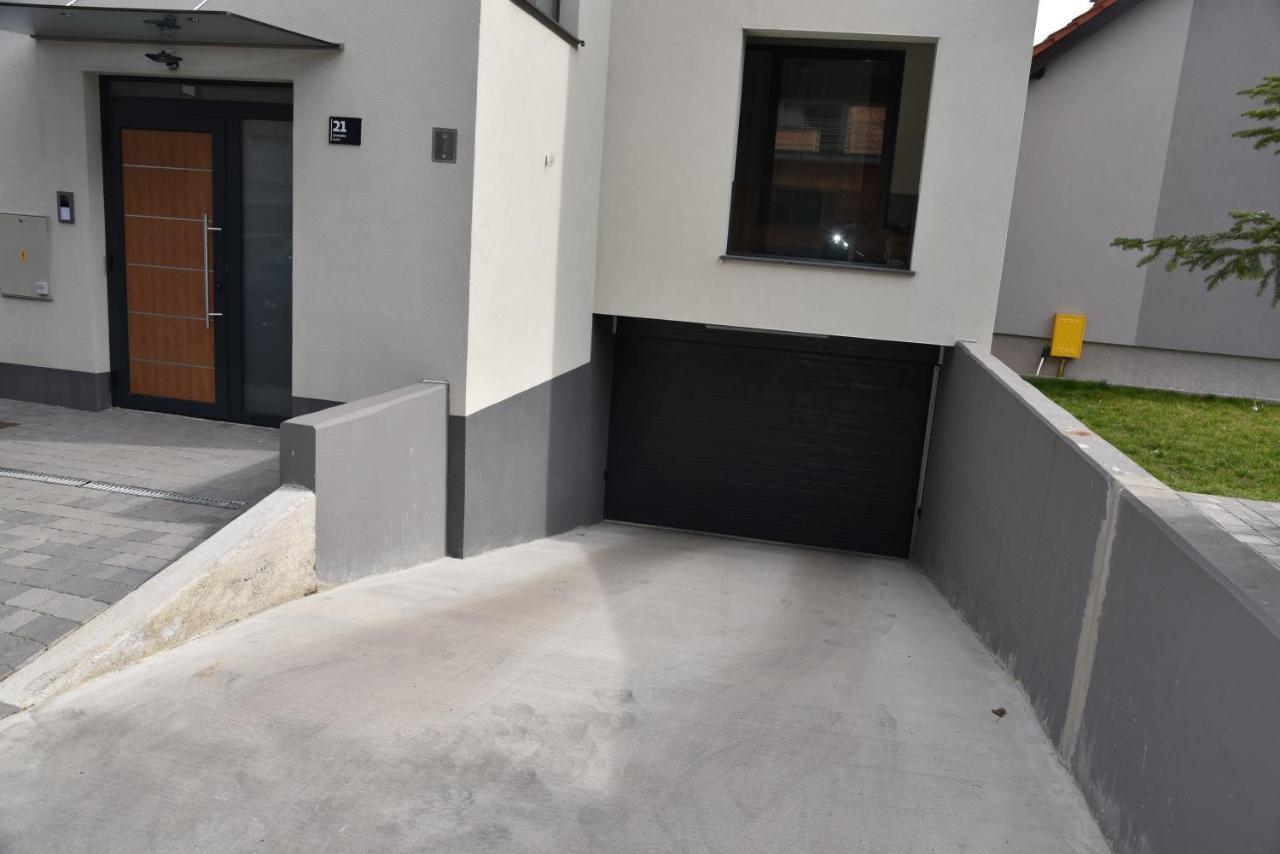 4-Star Zagreb Penthouse Apartment Exterior photo